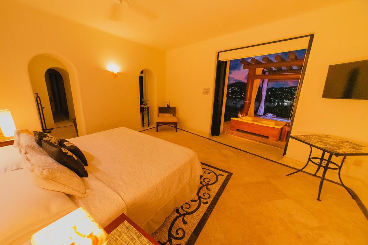 Tentaciones Hotel&Lounge Pool - Adults Only Zihuatanejo Exterior foto