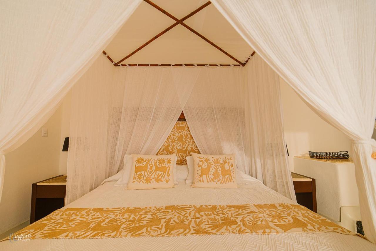 Tentaciones Hotel&Lounge Pool - Adults Only Zihuatanejo Exterior foto