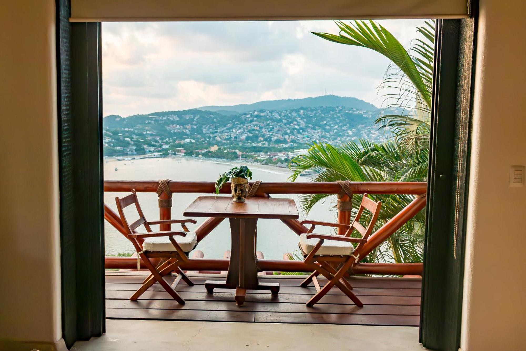 Tentaciones Hotel&Lounge Pool - Adults Only Zihuatanejo Exterior foto