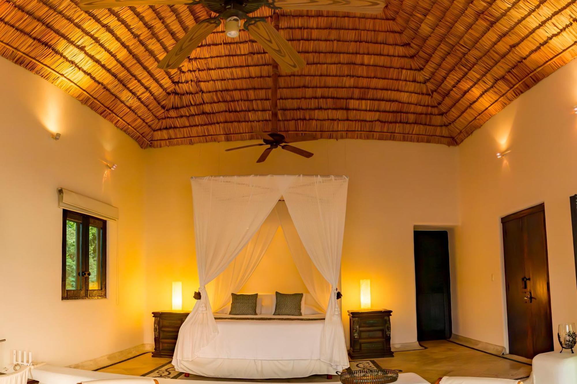 Tentaciones Hotel&Lounge Pool - Adults Only Zihuatanejo Exterior foto