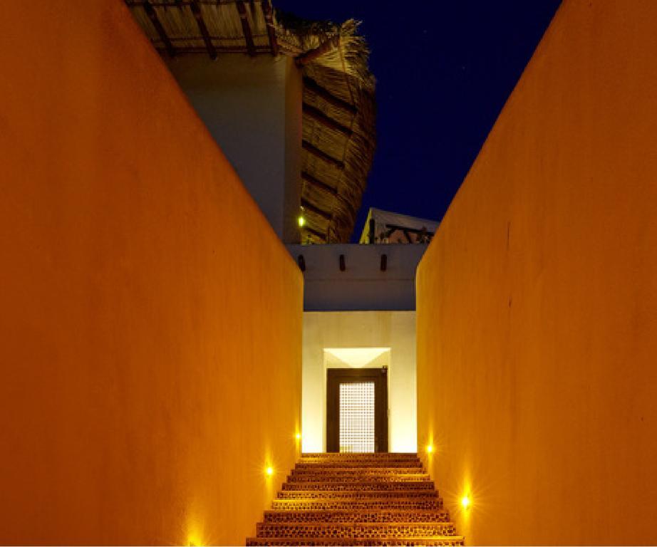 Tentaciones Hotel&Lounge Pool - Adults Only Zihuatanejo Exterior foto